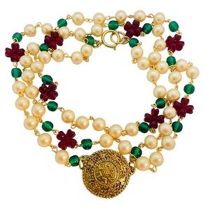 Vintage CHANEL autgentic medallion glass pearls and gripoix style beads upcycled